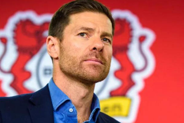 勒沃庫森現任主教練是誰?