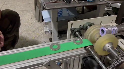 疊蓋機自動化設(shè)備 提升生產(chǎn)效率的先進(jìn)機械設(shè)備